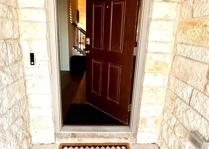 Away From Entire House * Fort Worth
